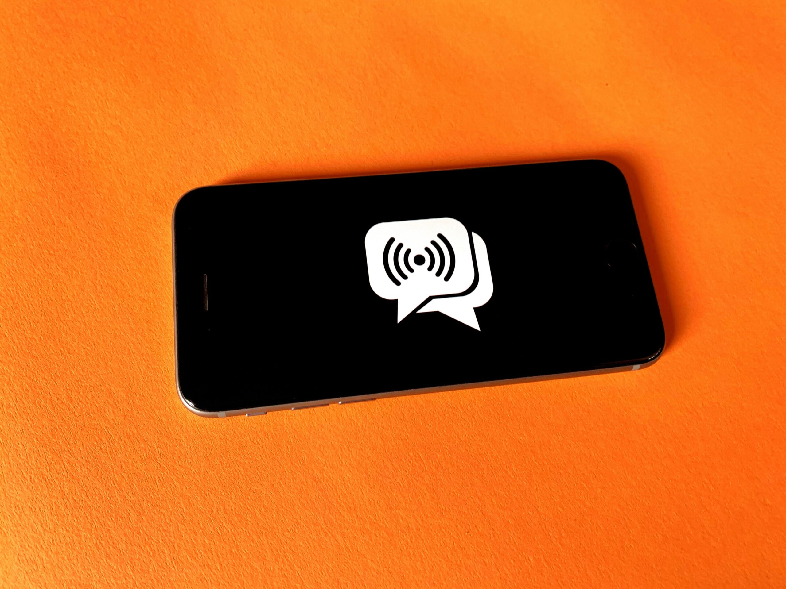 Screenshot showing how to enable kill switch in a secure communication app